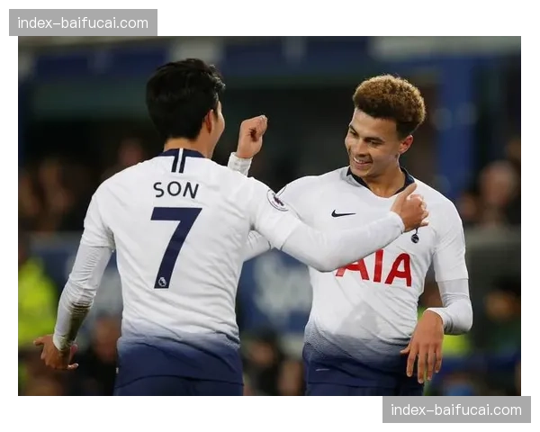 英超:布莱顿4-3热刺,两队上演进球大战 英超:布莱顿4-3热刺,两队上演进球大战