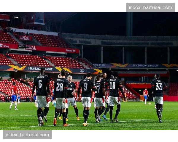 德甲第26轮综述:勒沃库森领跑,保级区形势愈发混乱 德甲第26轮综述:勒沃库森领跑,保级区形势愈发混乱